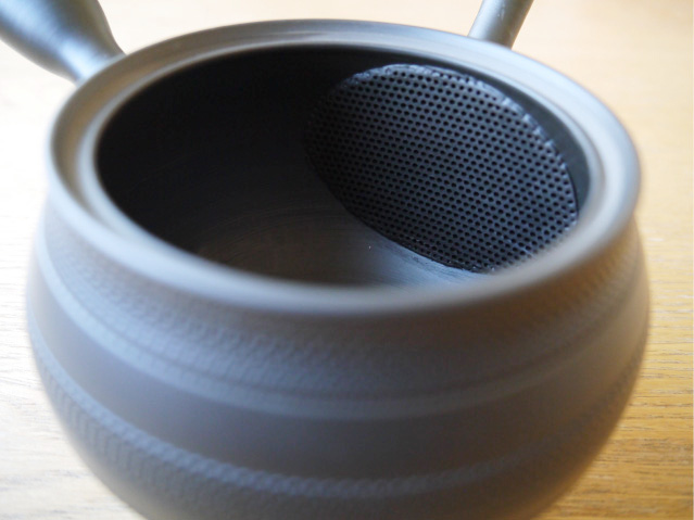 茶葉が詰まらず茶切れも良い！■常滑焼急須【機能急須/ワイドセラメッシュ】北龍