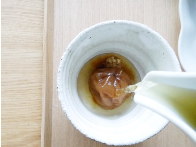 三年番茶 梅干し